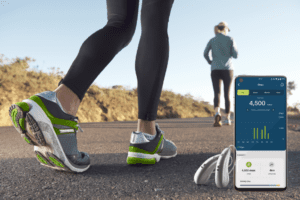 Jogger with Phonak Wellness App